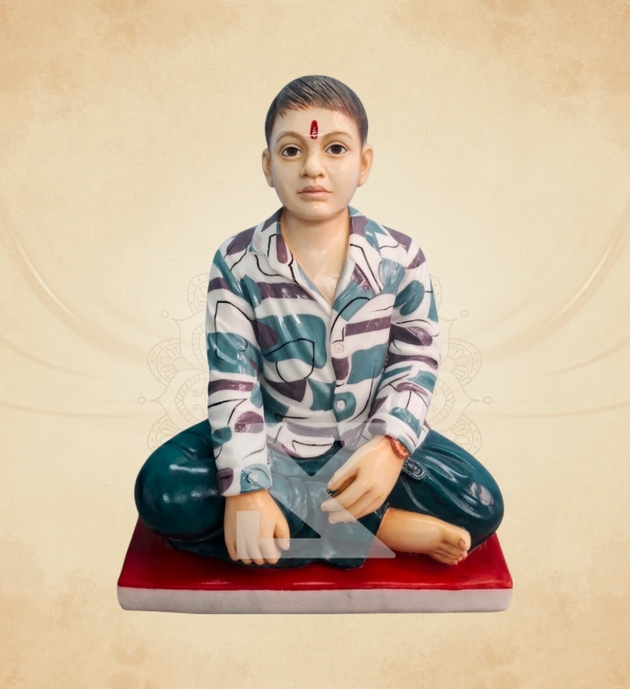 Traditional Indian Attire Statue — SKM-FB-04 — Marble Full Body Statue